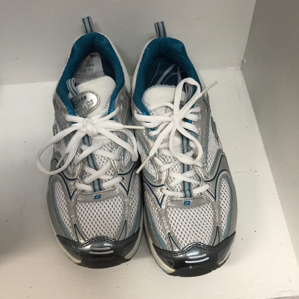 Sketchers Shape UPS size 7